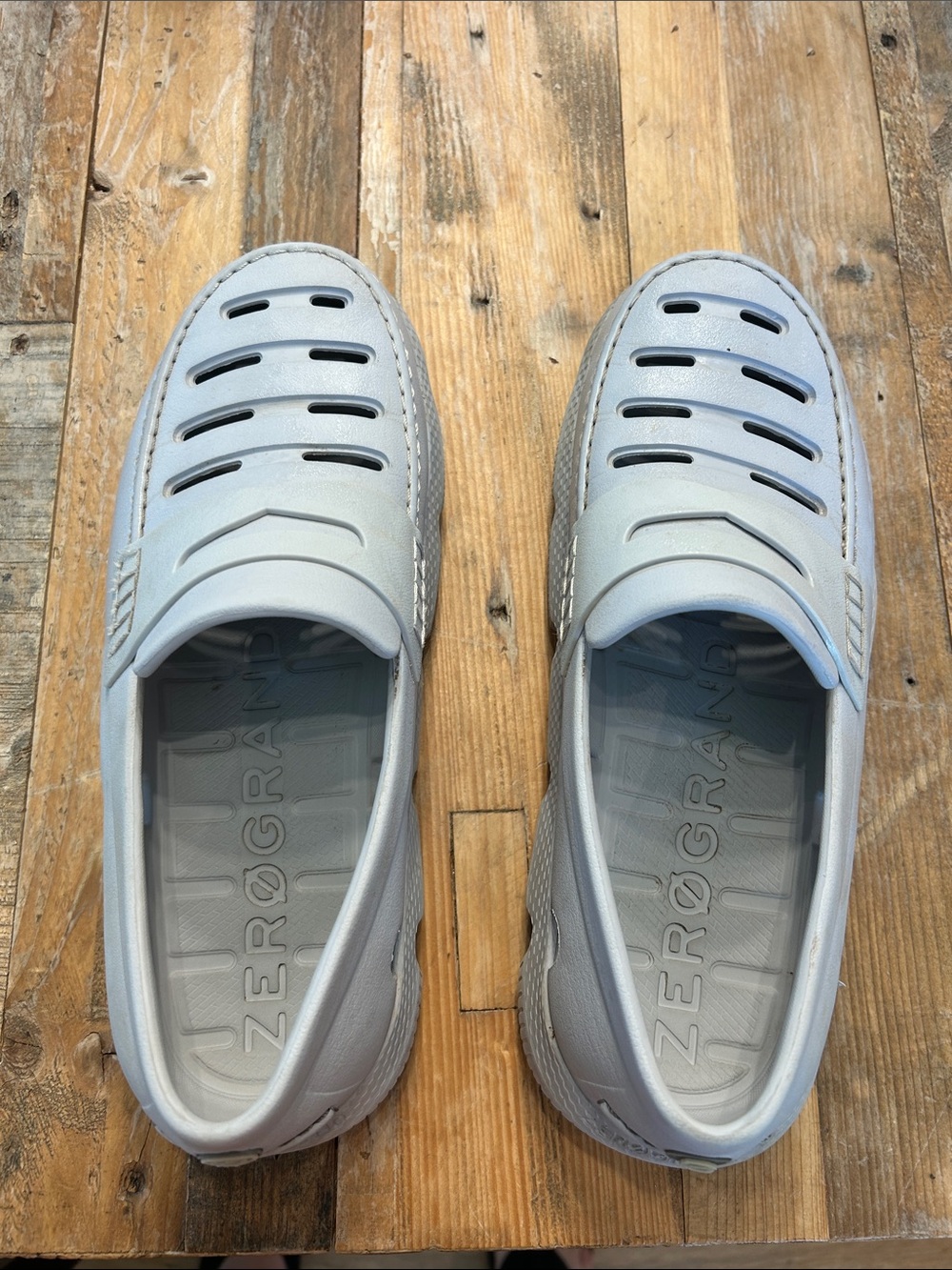 Cole Haan Slip-On Casual Shoes in Light Gray 8M 10W